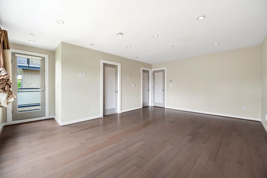 3772 W 19th Avenue Vancouver, BC - 16