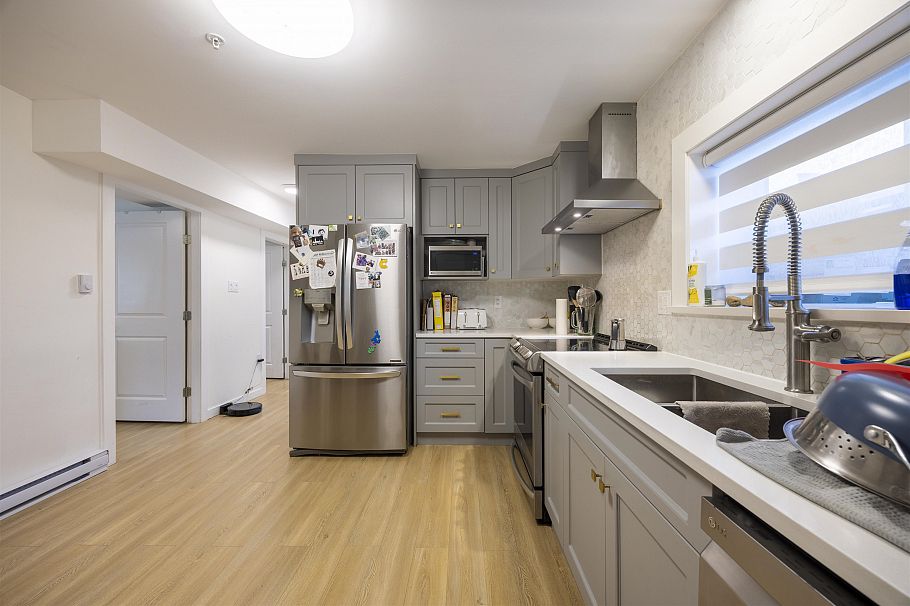 4198 St. George Street Vancouver, BC - 19