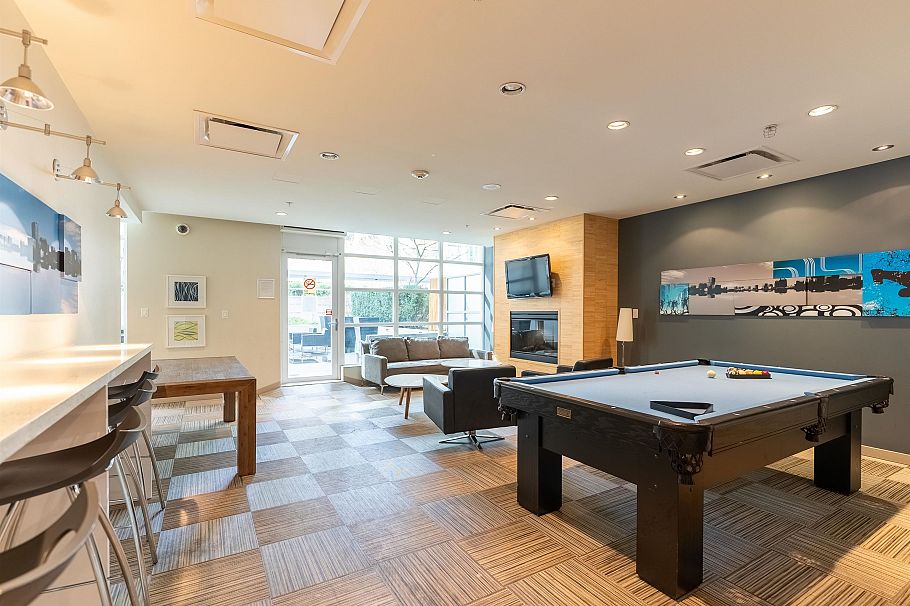 1002 1205 Howe Street Vancouver, BC - 25