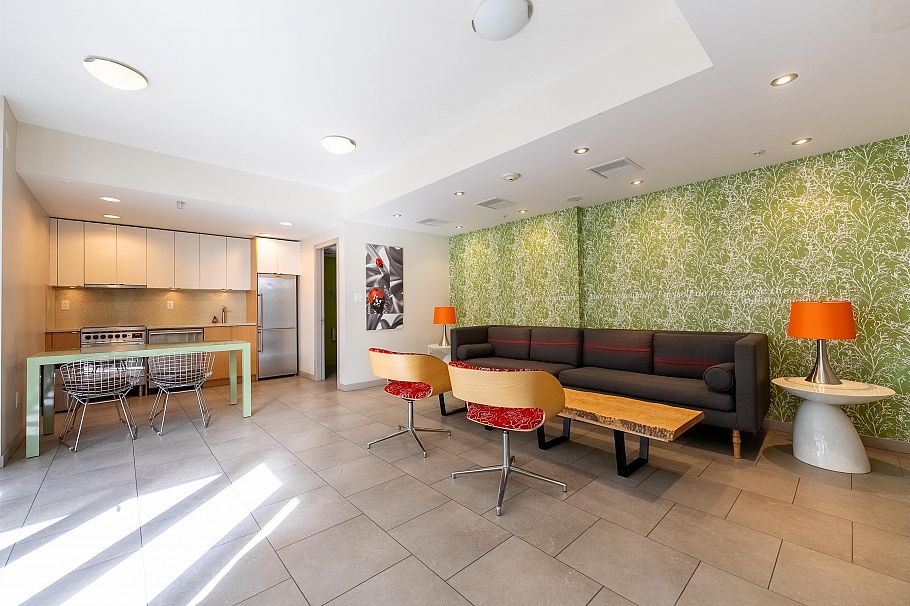 1002 1205 Howe Street Vancouver, BC - 21