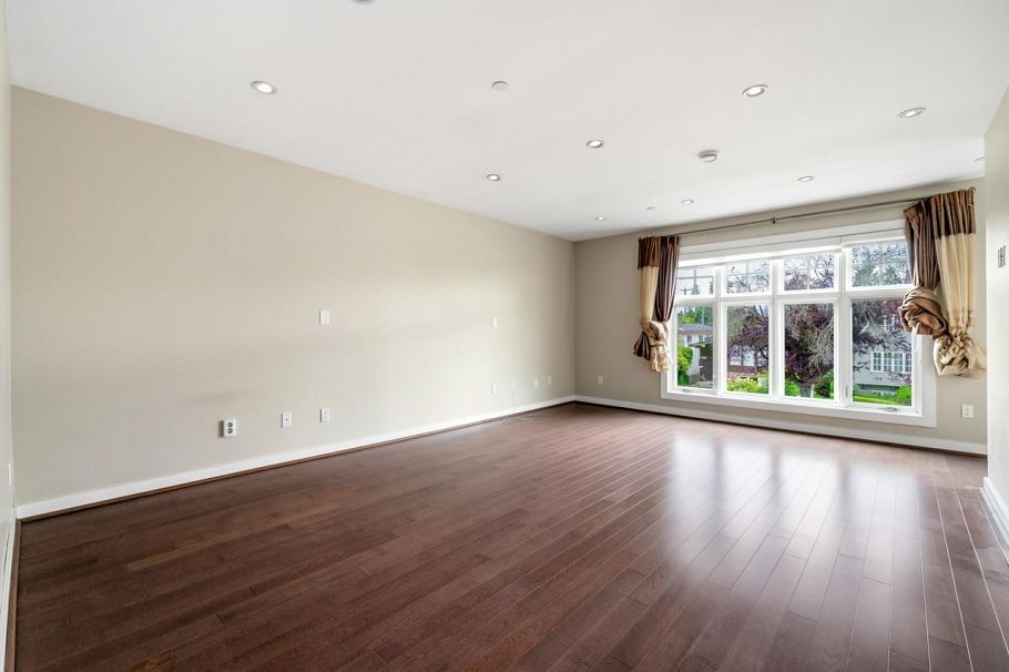 3772 W 19th Avenue Vancouver, BC - 13