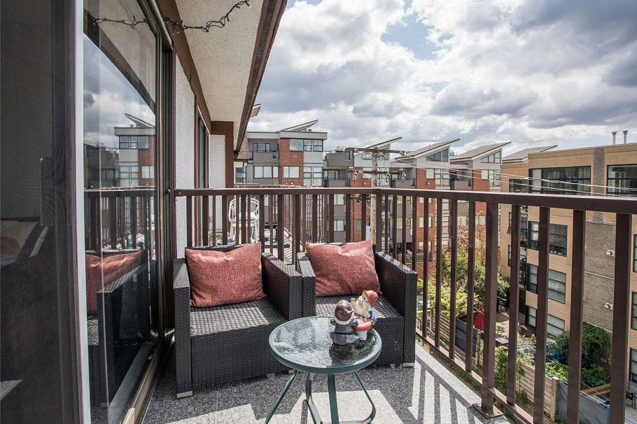 310 131 W 4th Street North Vancouver, BC - 11