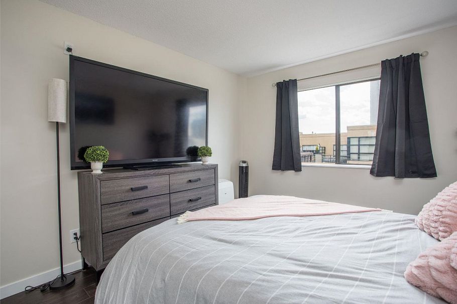 310 131 W 4th Street North Vancouver, BC - 10