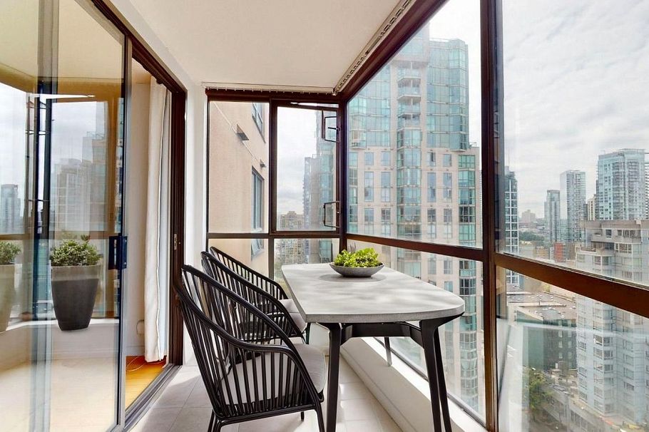 2007 1189 Howe Street Vancouver, BC - 6