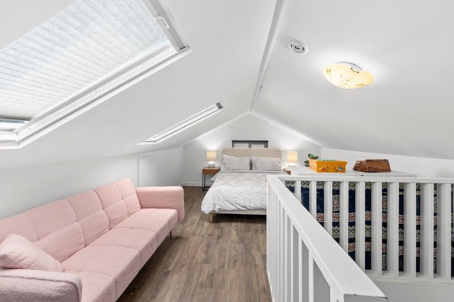 1128 E 24th Avenue Vancouver, BC - 12