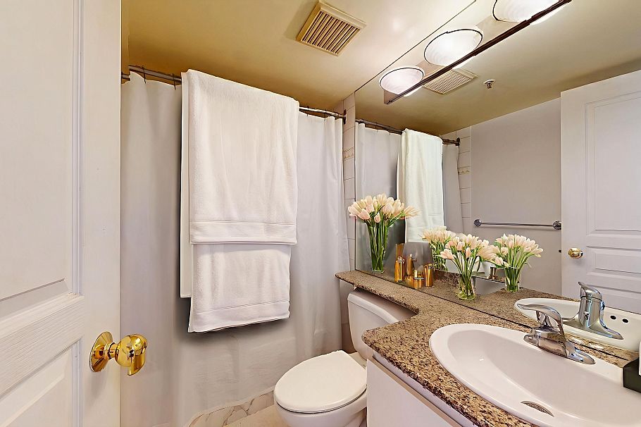 2007 1189 Howe Street Vancouver, BC - 5