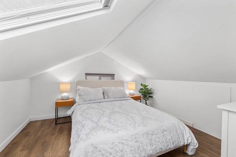 1128 E 24th Avenue Vancouver, BC - 13