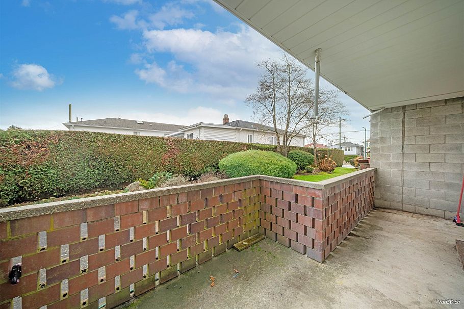 106 6904 Fraser Street Vancouver, BC - 16