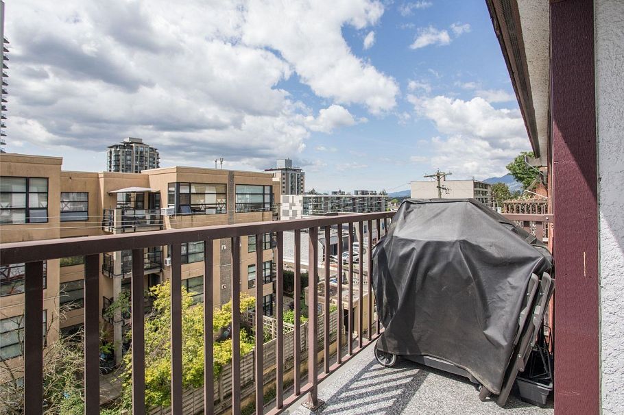 310 131 W 4th Street North Vancouver, BC - 12