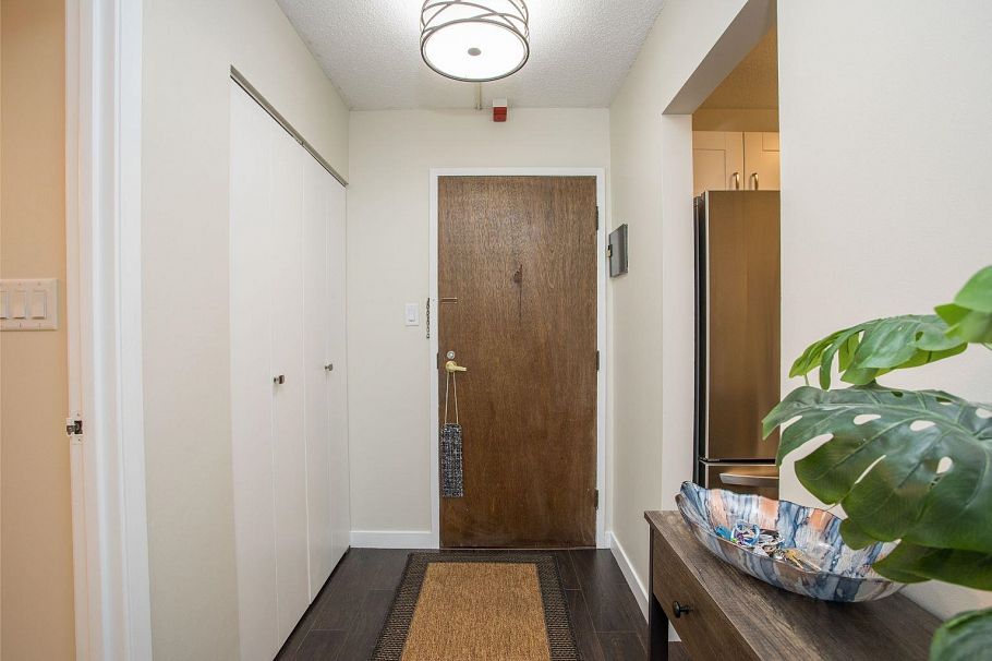 310 131 W 4th Street North Vancouver, BC - 13