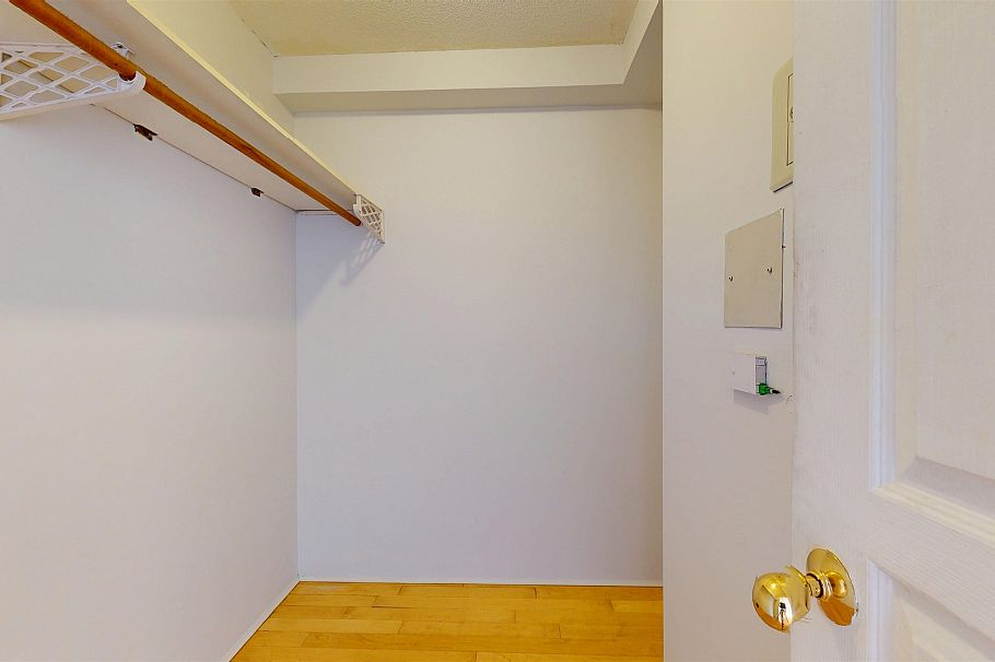 2007 1189 Howe Street Vancouver, BC - 19