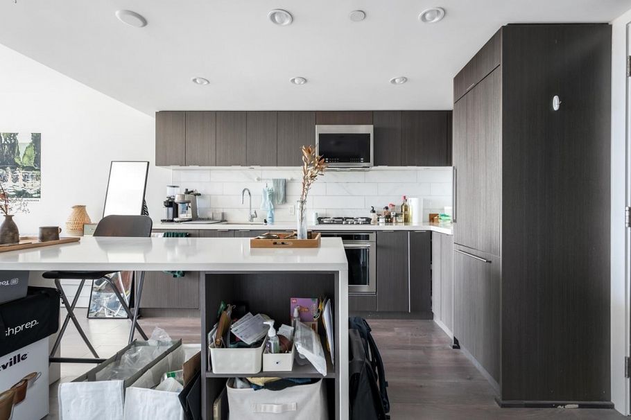 408 8238 Lord Street Vancouver, BC - 2