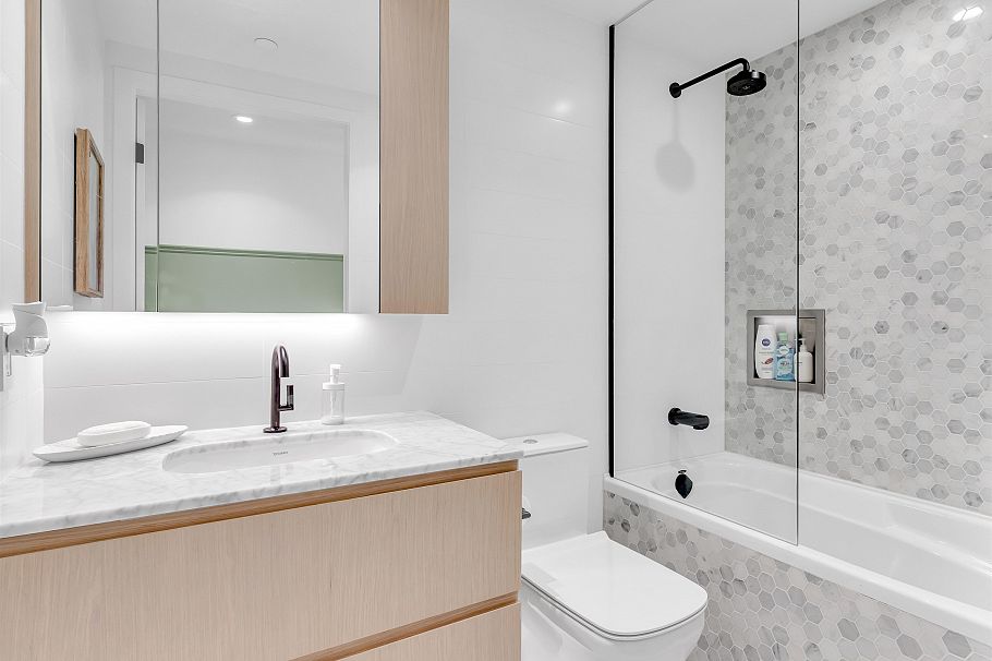 605 1180 Broughton Street Vancouver, BC - 13