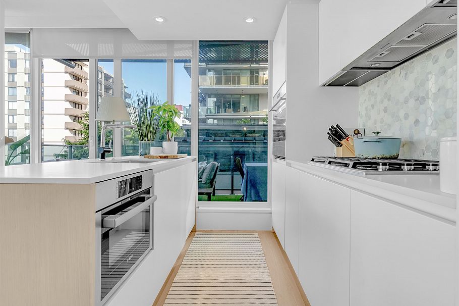 605 1180 Broughton Street Vancouver, BC - 10