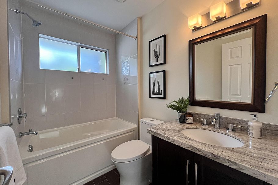 2508 W 34th Avenue Vancouver, BC - 21