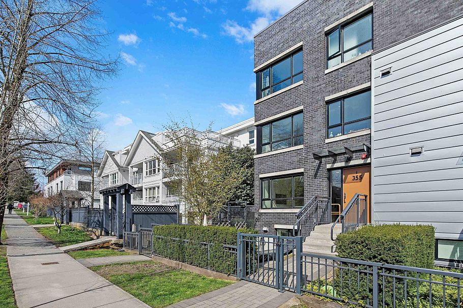 355 E 16th Avenue Vancouver, BC - 29
