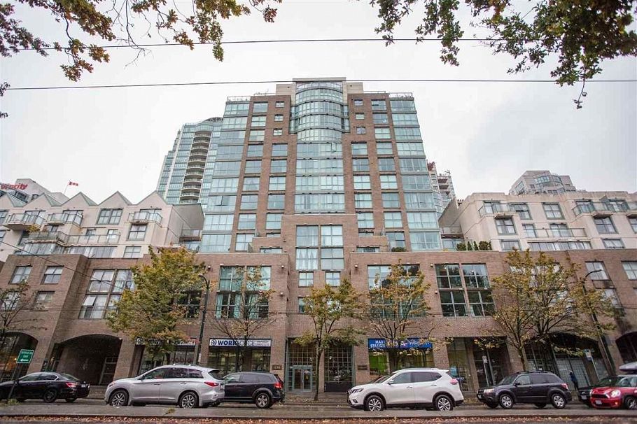 803 1159 Main Street Vancouver, BC - 2
