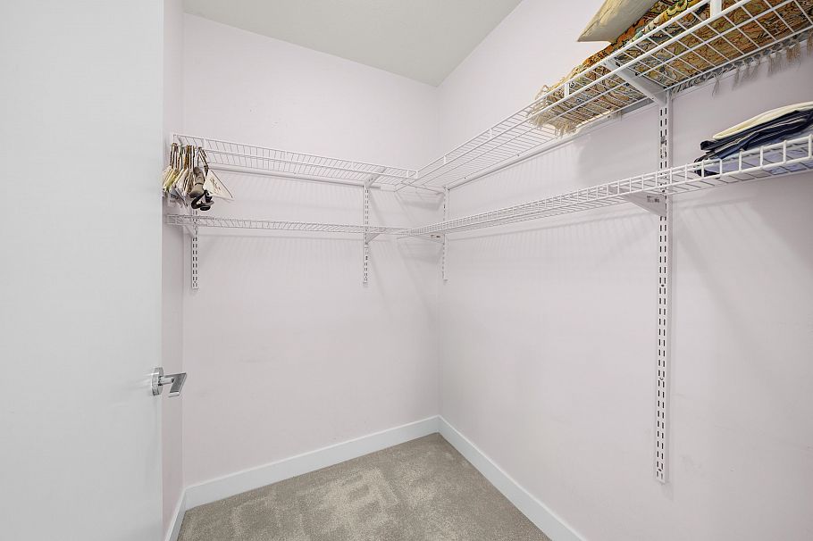 403 121 W 16th Street North Vancouver, BC - 19