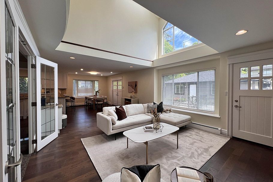 2508 W 34th Avenue Vancouver, BC - 15