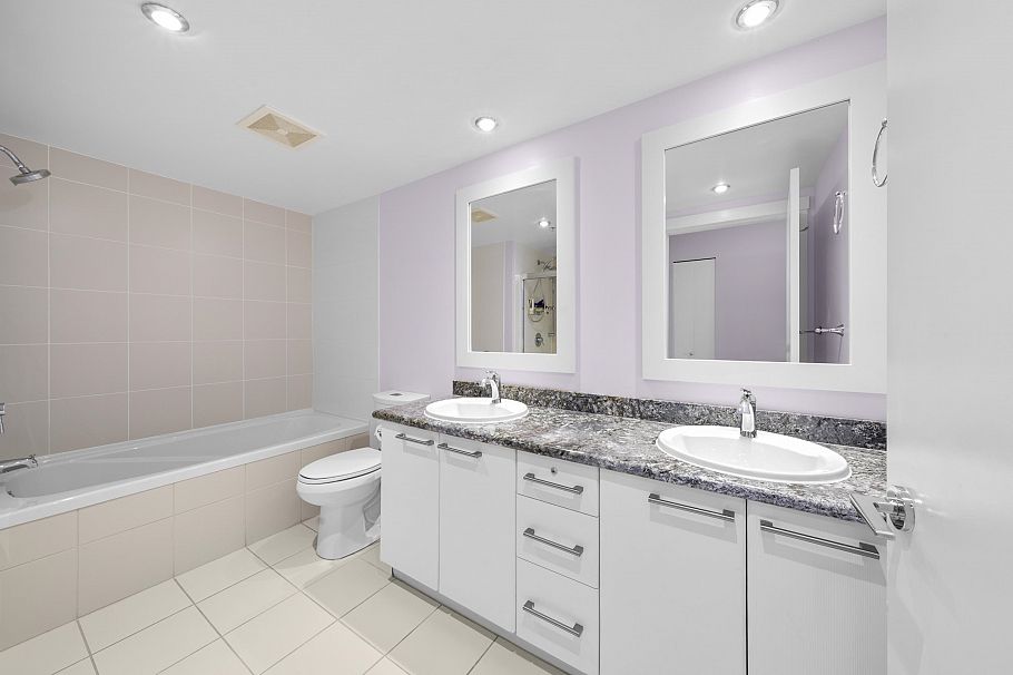 403 121 W 16th Street North Vancouver, BC - 20