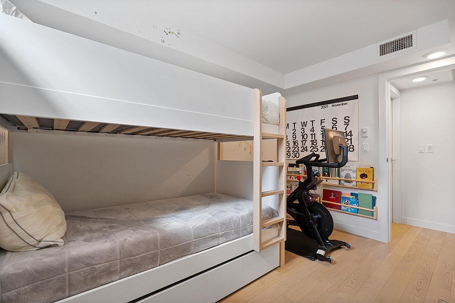 355 E 16th Avenue Vancouver, BC - 22