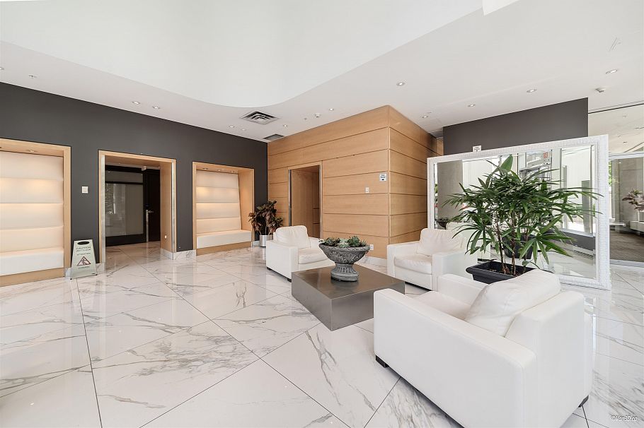 1701 1495 Richards Street Vancouver, BC - 2