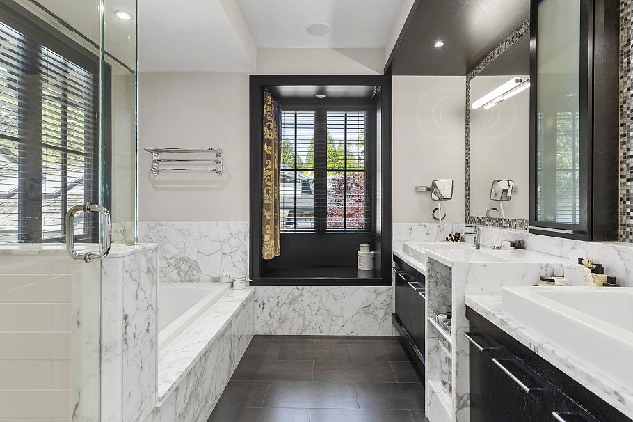 6448 Macdonald Street Vancouver, BC - 22