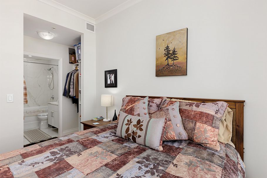 708 185 Victory Ship Way North Vancouver, BC - 5