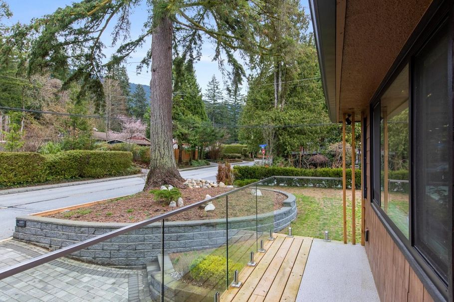 4491 Primrose Lane North Vancouver, BC - 23