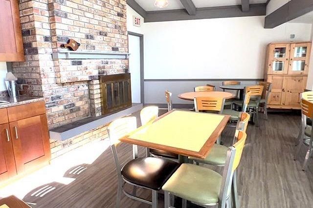 103 555 W 28th Street North Vancouver, BC - 24