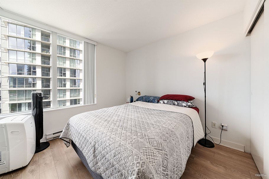 1701 1495 Richards Street Vancouver, BC - 16