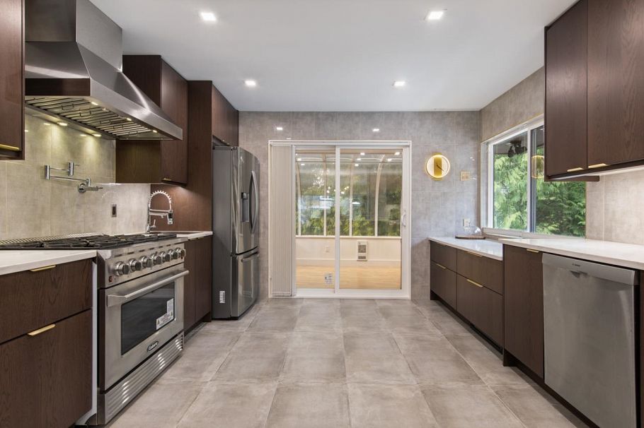 4491 Primrose Lane North Vancouver, BC - 6