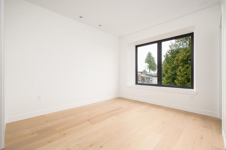 8088 Laurel Street Vancouver, BC - 8