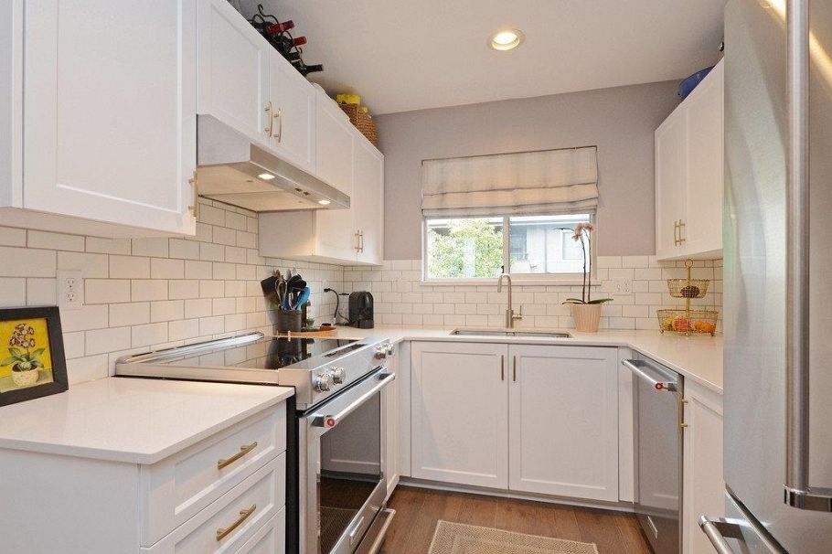 2136 Eastern Avenue North Vancouver, BC - 8