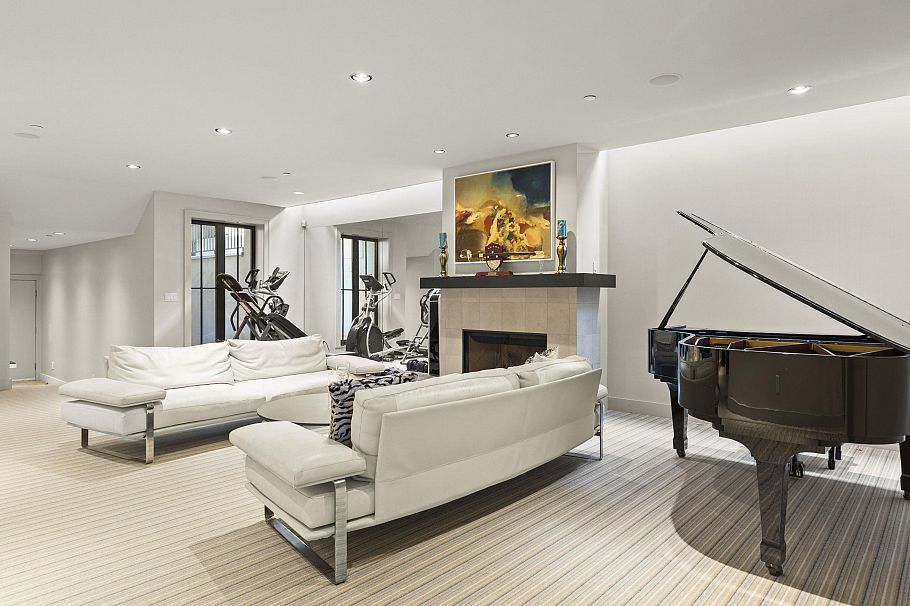 6448 Macdonald Street Vancouver, BC - 25