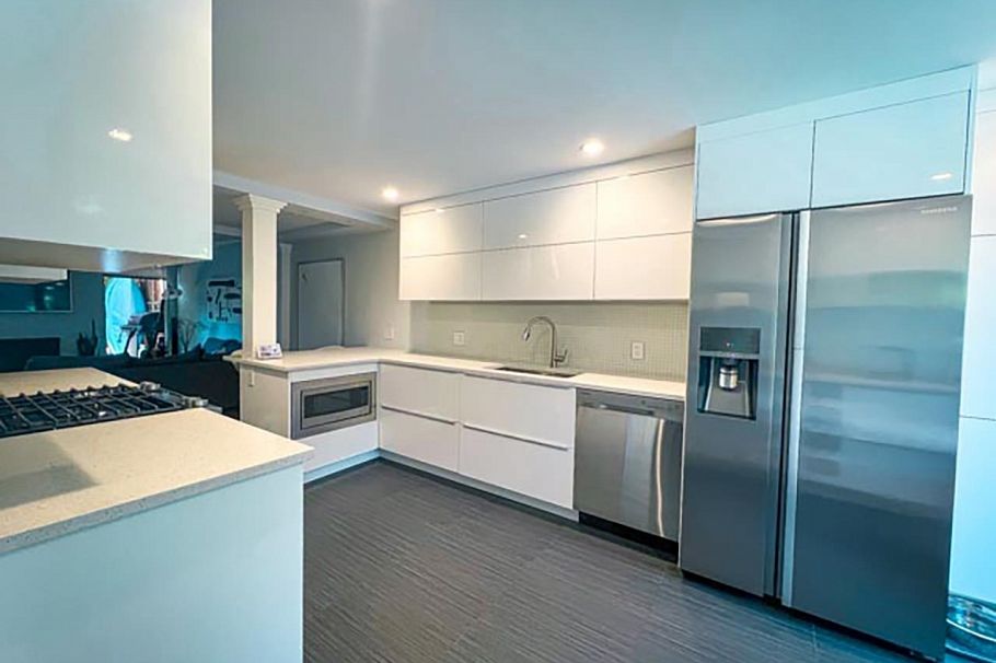 103 555 W 28th Street North Vancouver, BC - 1