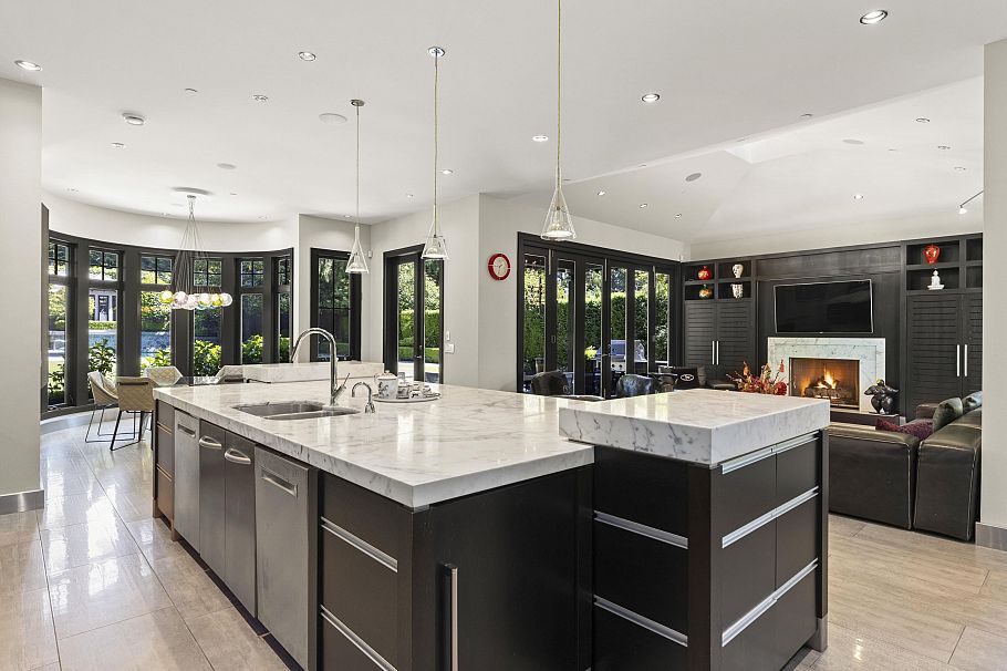 6448 Macdonald Street Vancouver, BC - 12