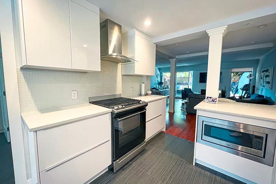 103 555 W 28th Street North Vancouver, BC - 3