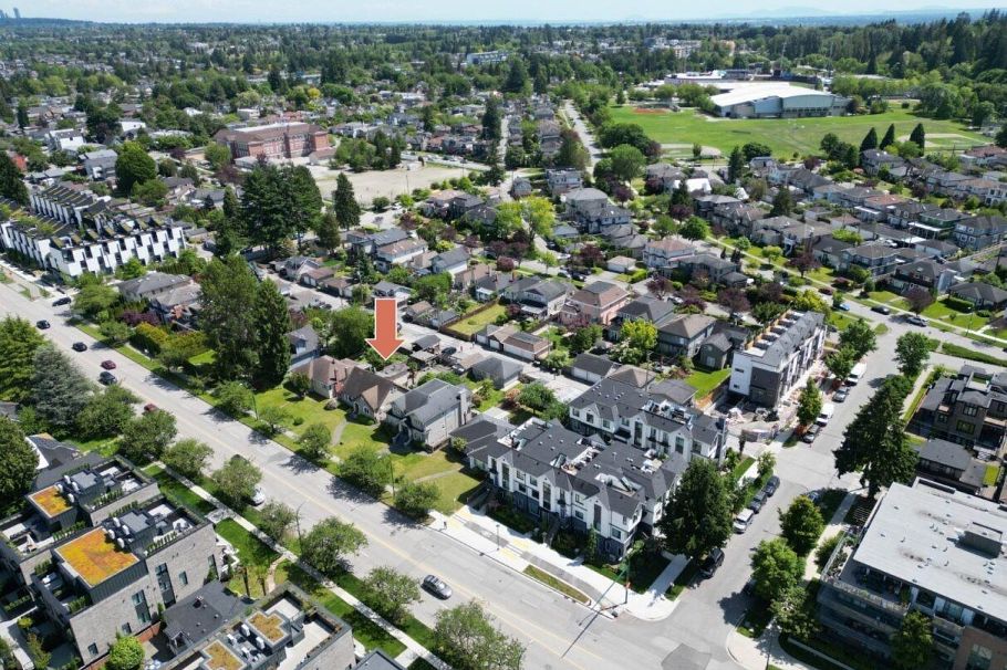 158 W King Edward Avenue Vancouver, BC - 12