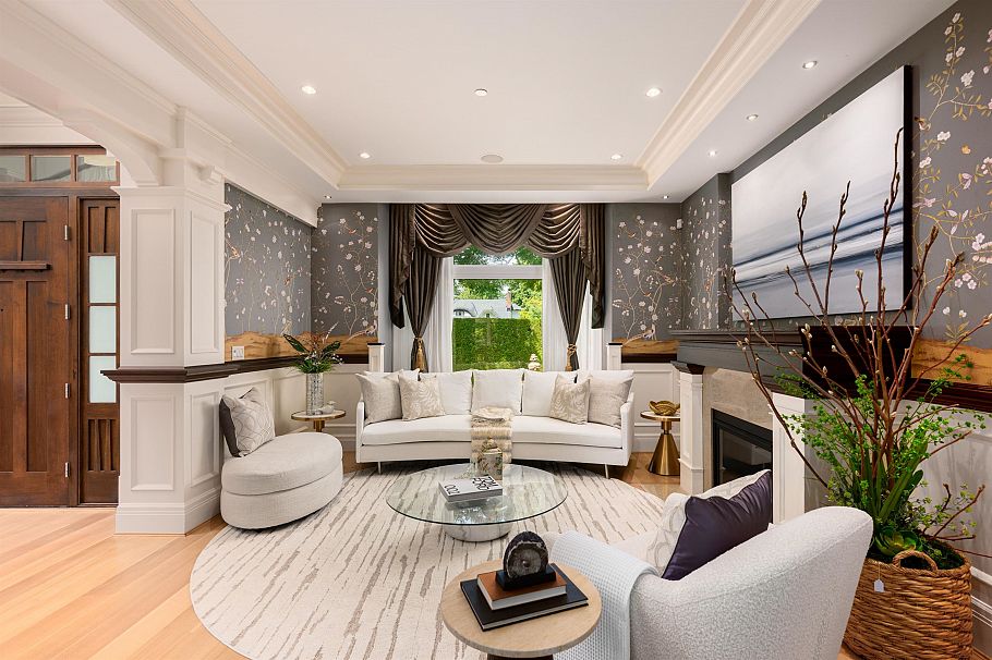 4688 W 3rd Avenue Vancouver, BC - 6