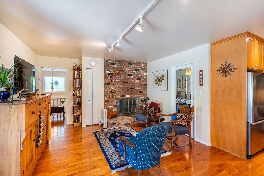 3031 Duval Road North Vancouver, BC - 12