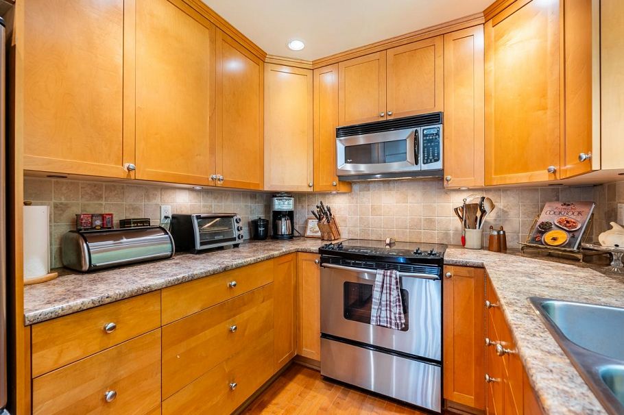 3031 Duval Road North Vancouver, BC - 14