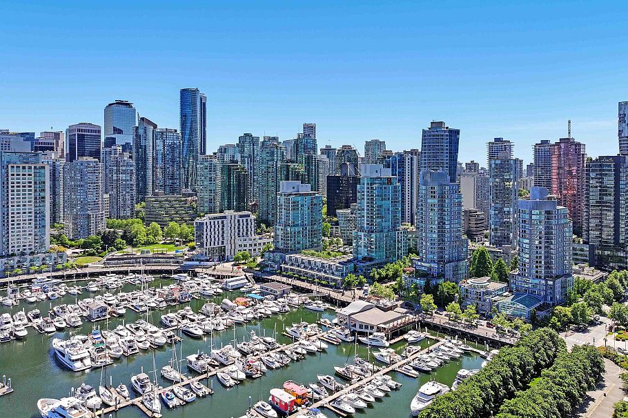 L302 1550 Coal Harbour Quay Vancouver, BC - 35