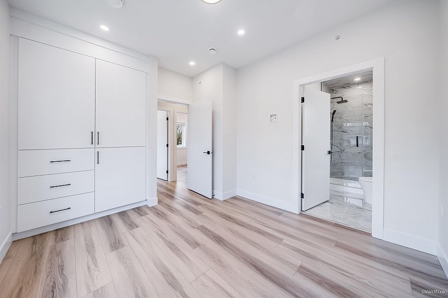 4318 Nanaimo Street Vancouver, BC - 19