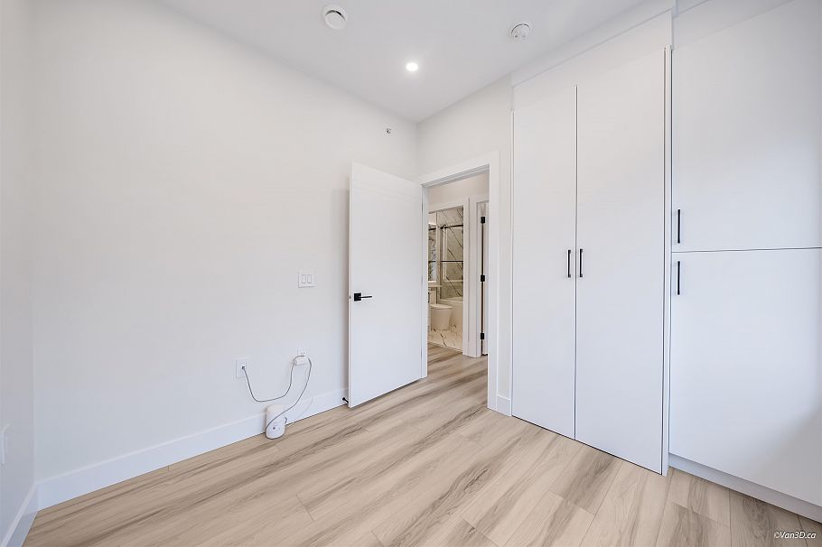 4318 Nanaimo Street Vancouver, BC - 17