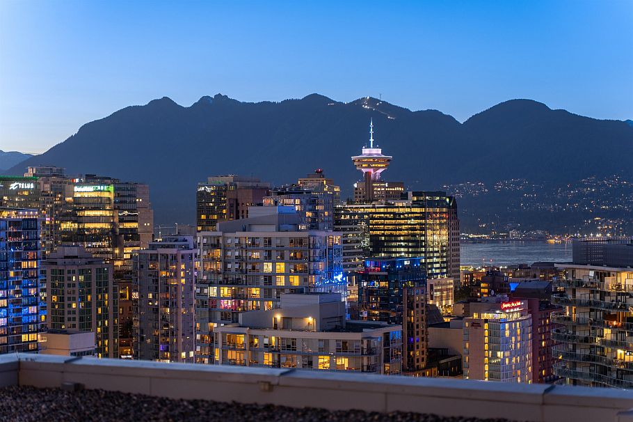 3903 1033 Marinaside Crescent Vancouver, BC - 37