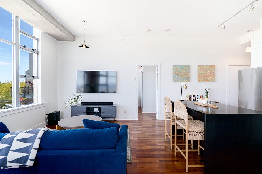 607 2635 Prince Edward Street Vancouver, BC - 4