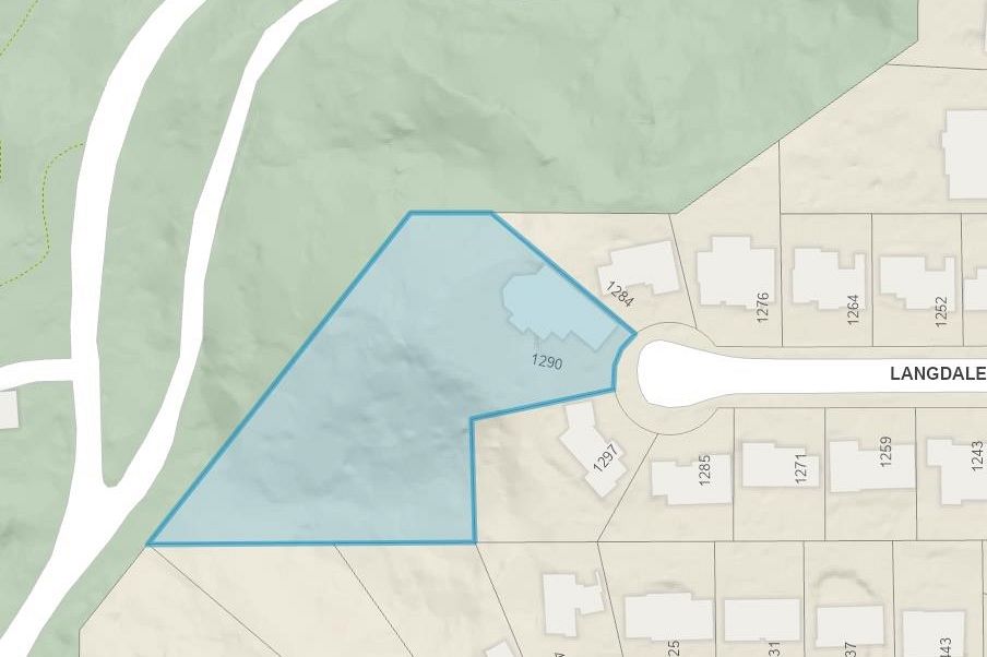 1290 Langdale Drive North Vancouver, BC - 1