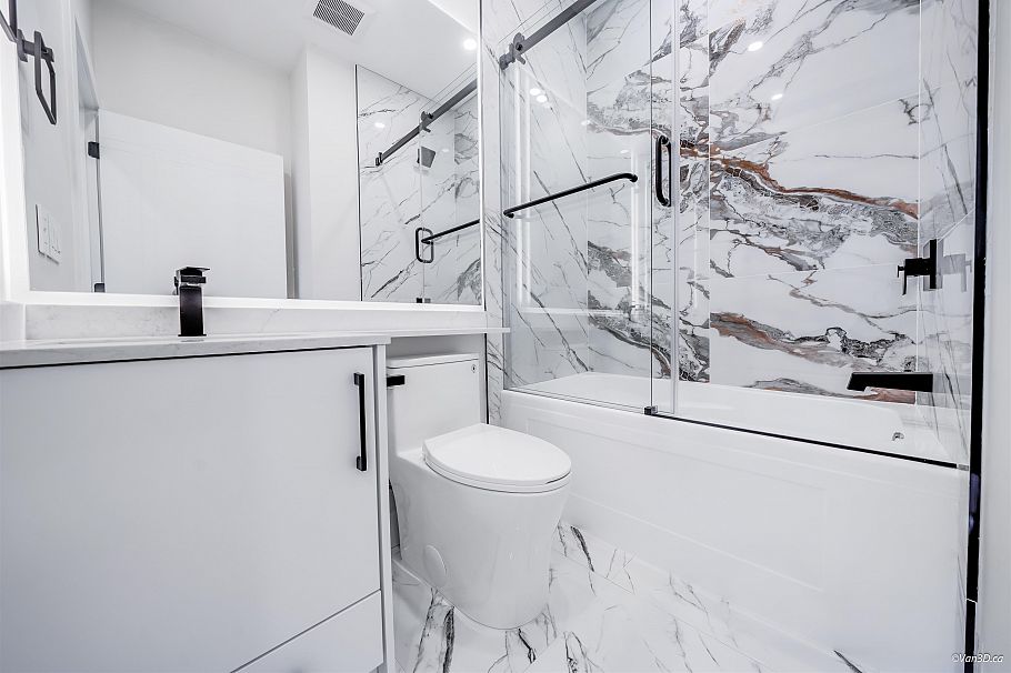 4318 Nanaimo Street Vancouver, BC - 22