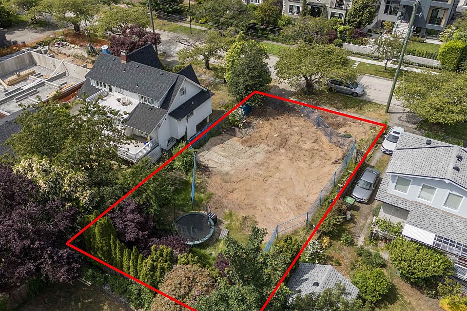 3540 W 39th Avenue Vancouver, BC - 11